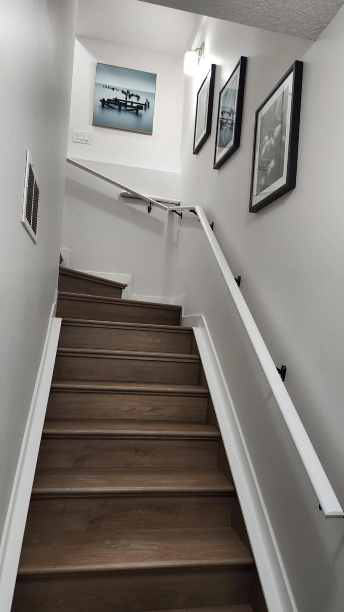 Modern 2 Bedroom Basement Suite At West Έντμοντον Εξωτερικό φωτογραφία