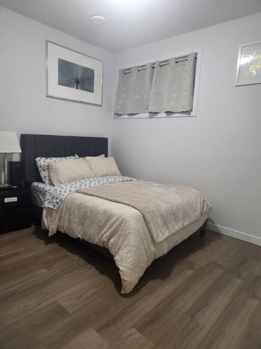 Modern 2 Bedroom Basement Suite At West Έντμοντον Εξωτερικό φωτογραφία